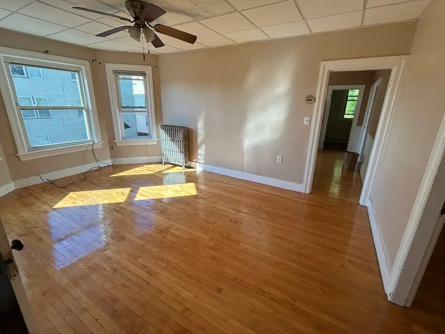 23 Lakewood St, Worcester, MA 01603 - Image #2