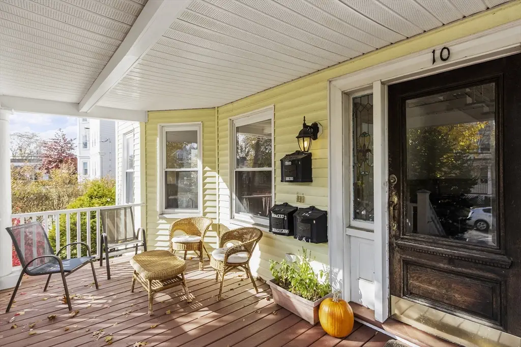 10 Marlboro St #1, Belmont, MA 02478 - Image #1