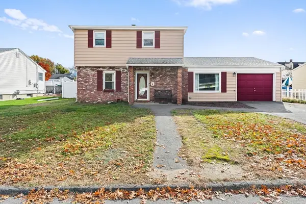 54 Amherst St, Lawrence, MA 01843