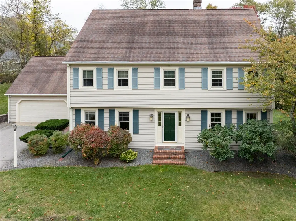 807 Paine Rd, North Attleboro, MA 02760 - Image #1