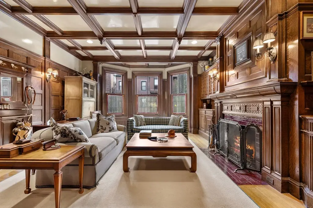 357-359 Beacon St #2, Boston, MA 02116 - Image #1