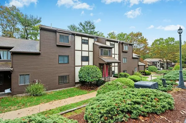 66 Highwood Drive #66, Franklin, MA 02038