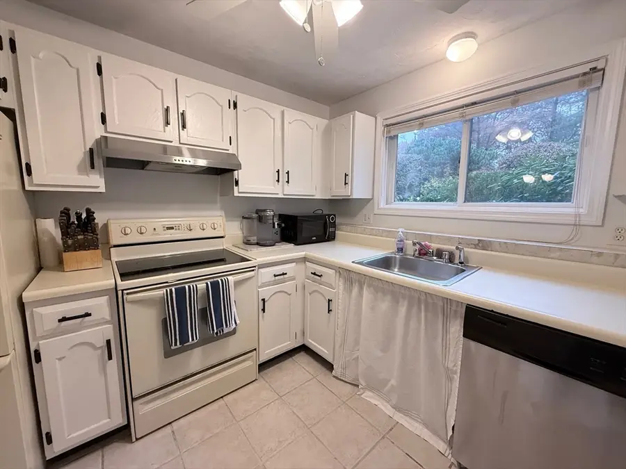 66 Highwood Drive #66, Franklin, MA 02038 - Image #3