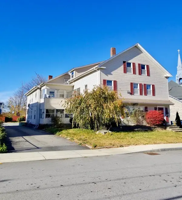 55 Granite St, Webster, MA 01570