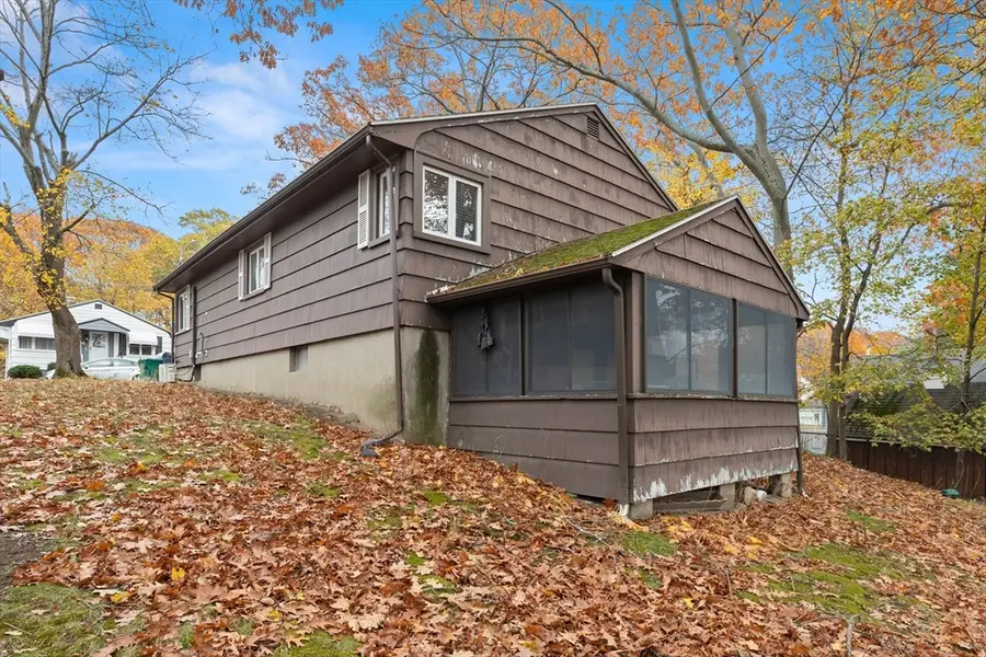 15 Quebec Court, Lynn, MA 01905 - Image #3