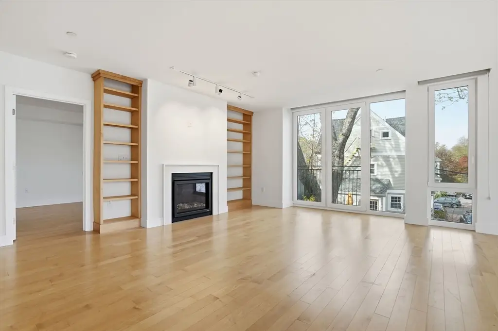 7 Beech St #211, Cambridge, MA 02140 - Image #1