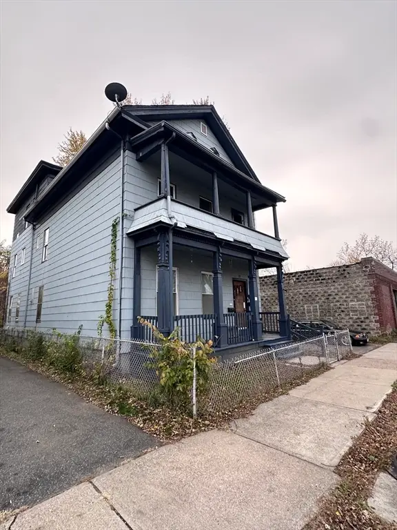 13 Ringgold St, Springfield, MA 01107 - Image #3