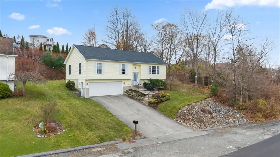 6 Sullivan St, Spencer, MA 01562 - Image #3