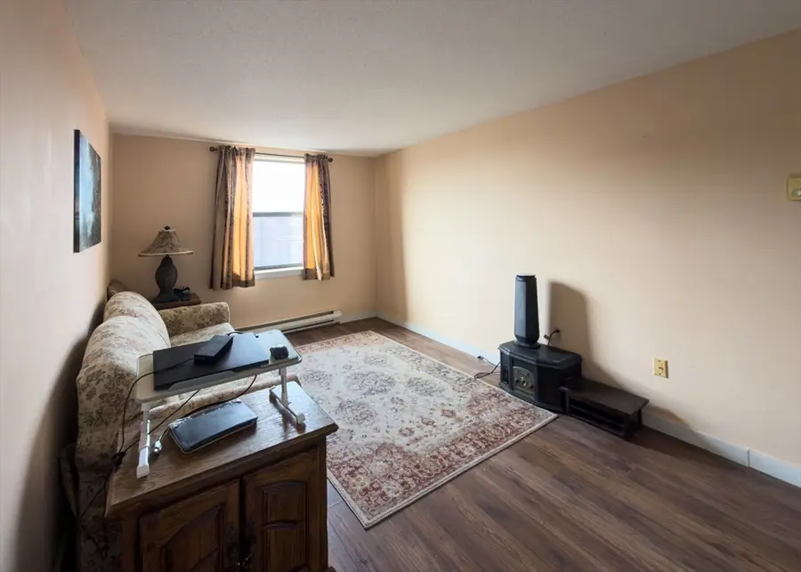 24 Park St #4F, Attleboro, MA 02703 - Image #3