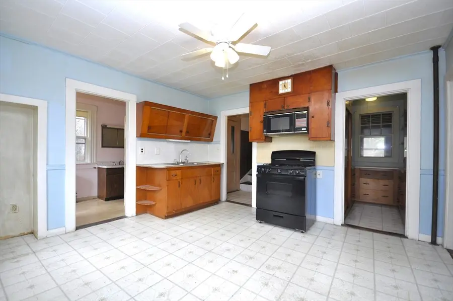 417 Washington St, East Bridgewater, MA 02333 - Image #3