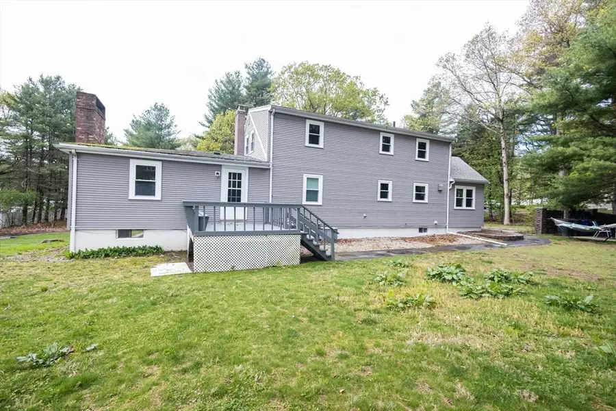 40 Neal St, Walpole, MA 02081 - Image #3