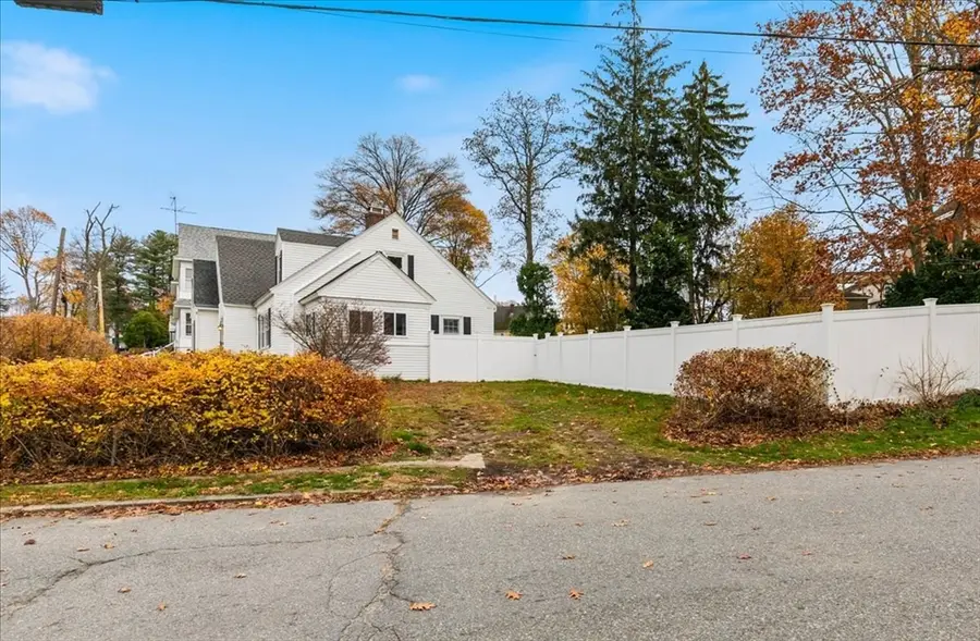 35 Hardy Street, Methuen, MA 01844 - Image #3