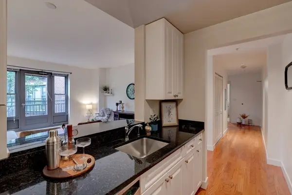 519 Harrison Ave #D421, Boston, MA 02118