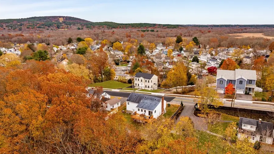 391 Sprague St, Dedham, MA 02026 - Image #3