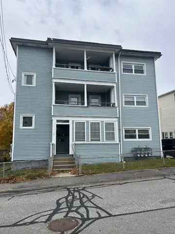 31 Goddard St, Webster, MA 01570 - Image #2