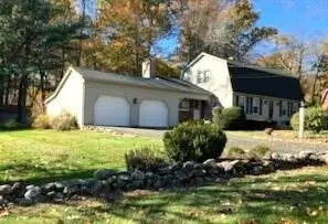 141 Barry St, Feeding Hills, MA 01030 - Image #2
