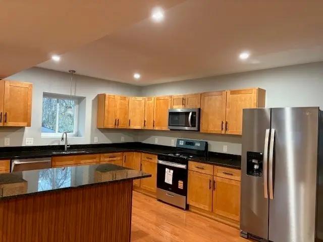 184 Avenue C #6, Woonsocket, RI 02895 - Image #2