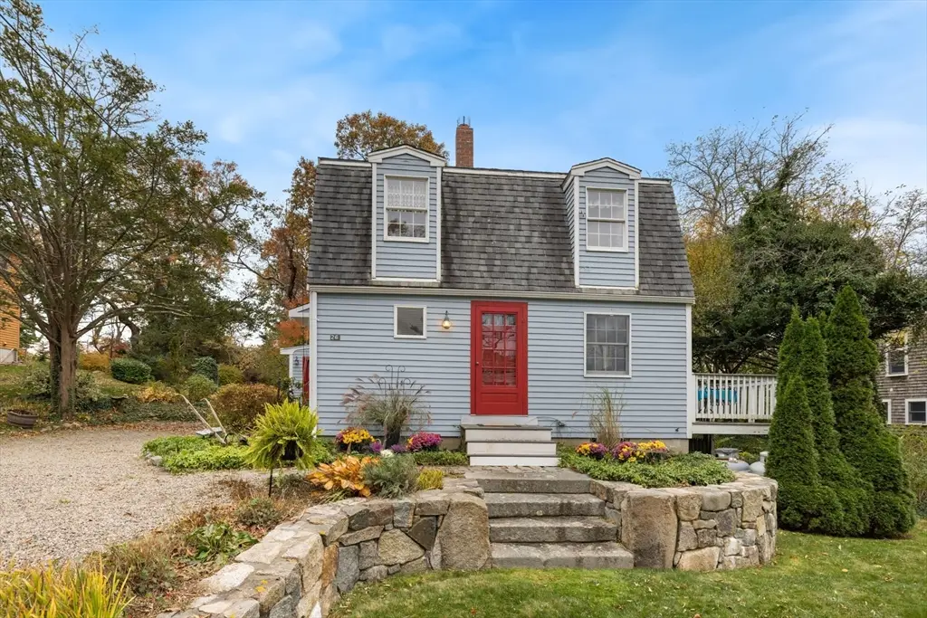 26 Coggeshall Rd, Gloucester, MA 01930 - Image #1