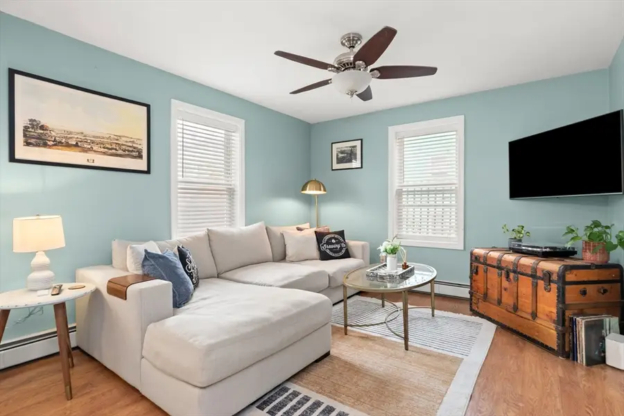 39 1/2 Harbor St #1, Salem, MA 01970 - Image #2