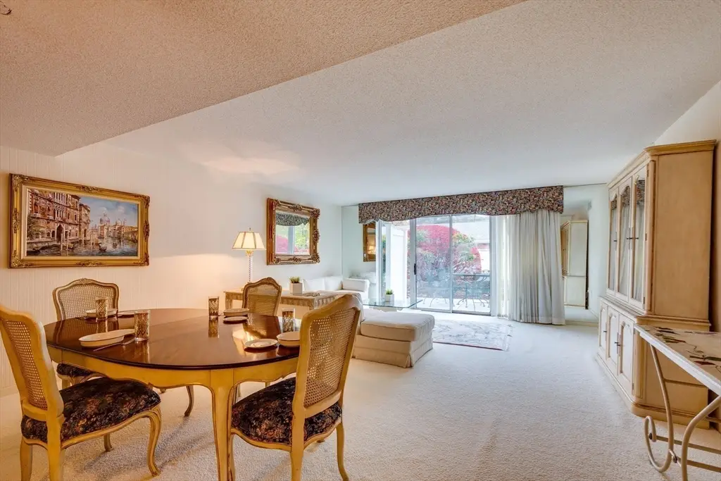 168 Place Ln #168, Woburn, MA 01801 - Image #1