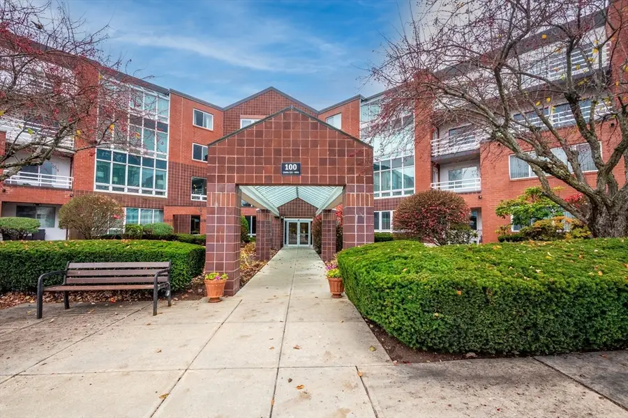 168 Place Ln #168, Woburn, MA 01801 - Image #3