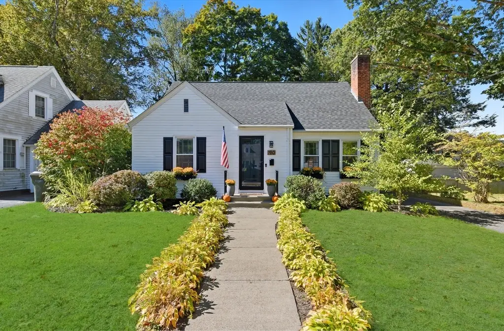 190 Whittum Ave, Springfield, MA 01118 - Image #1