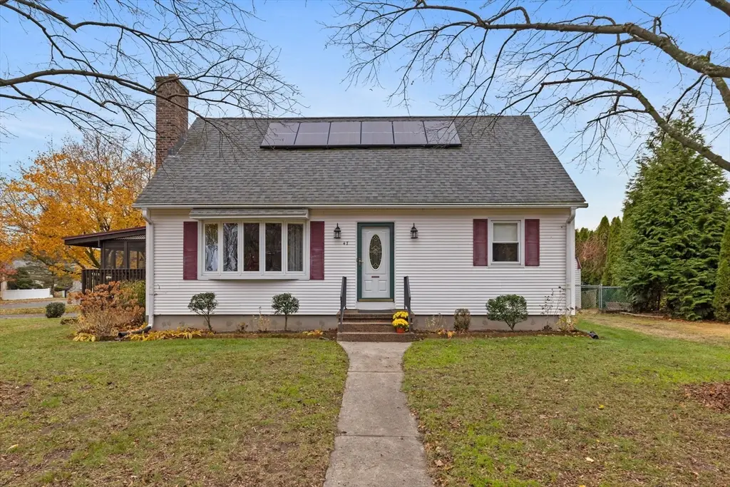 47 Butternut Dr, Agawam, MA 01001 - Image #1