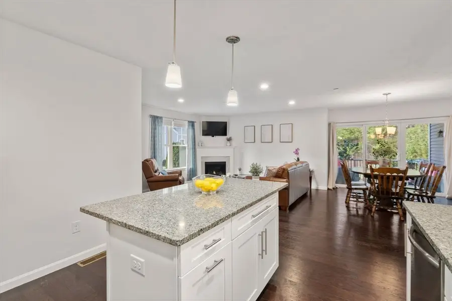 1 Roseland St #A-1, Foxboro, MA 02035 - Image #3