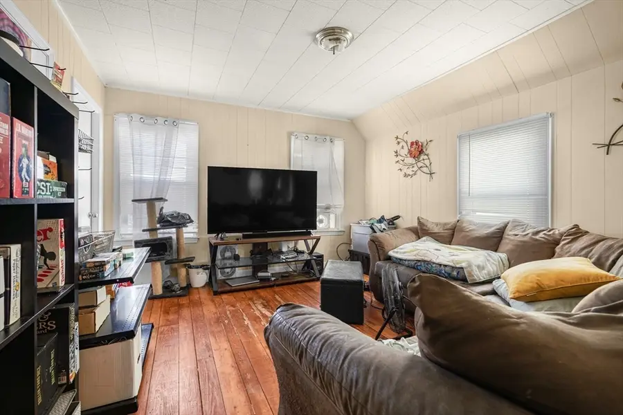 34 Jouvette St, New Bedford, MA 02744 - Image #3