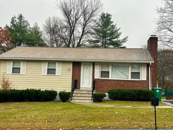 21 Spring Valley Rd, Burlington, MA 01803