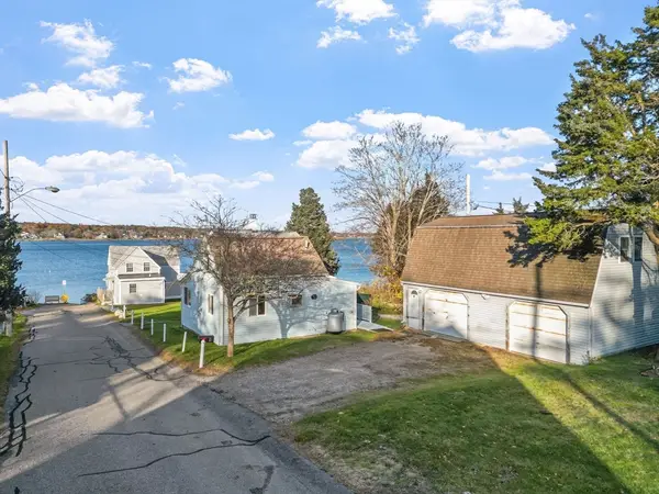 19 Holmes Avenue, Kingston, MA 02364