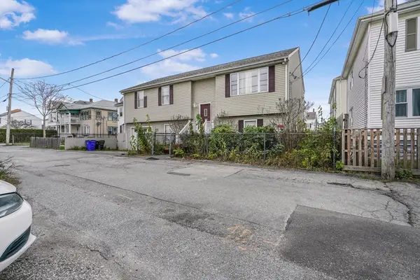 76 Price Place, Fall River, MA 02724