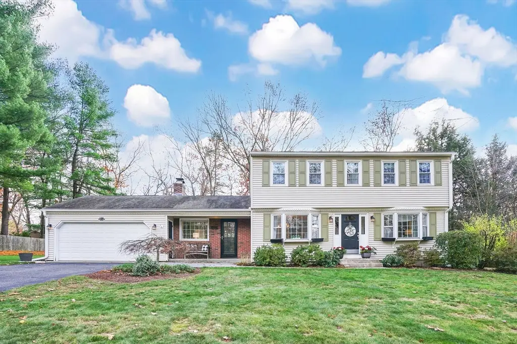 196 Cambridge Cir, Longmeadow, MA 01106 - Image #1