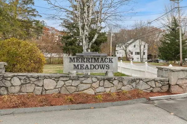 78 Merrimack Meadows Ln #78, Tewksbury, MA 01876