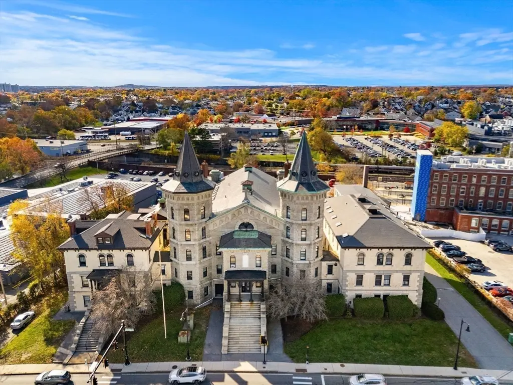 201 Thorndike #2-312, Lowell, MA 01852 - Image #1