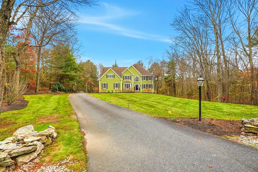 20 Thayer Rd, Mendon, MA 01756 - Image #2