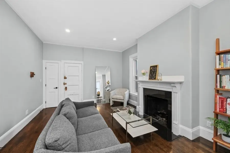 1880 Beacon St #6, Brookline, MA 02445 - Image #3