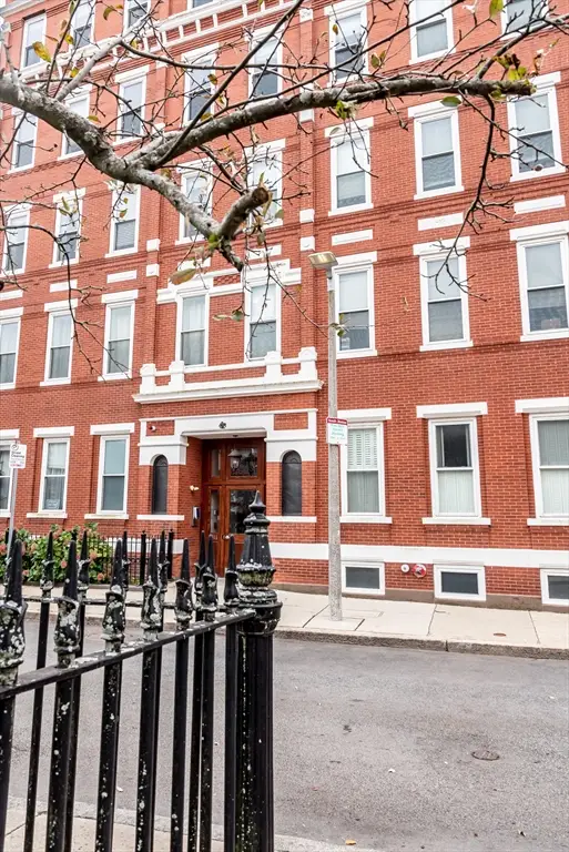 309 Emerson St #14, Boston, MA 02127 - Image #2