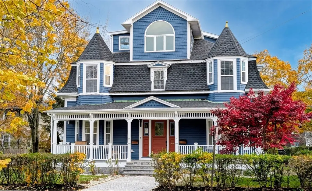 10 Washington Park #1-Right, Newton, MA 02460 - Image #1