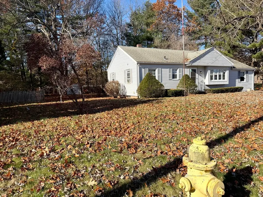 31 Pineywood Rd, Southwick, MA 01077 - Image #2