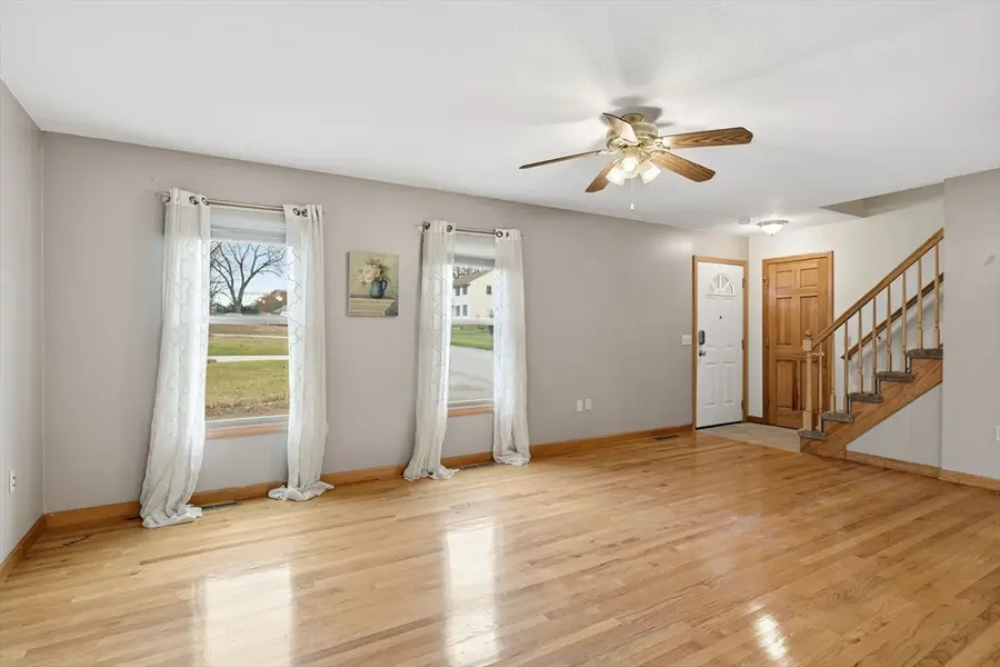 35 Lemnos Lane, Springfield, MA 01119 - Image #2