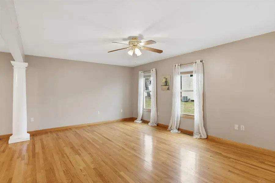 35 Lemnos Lane, Springfield, MA 01119 - Image #3