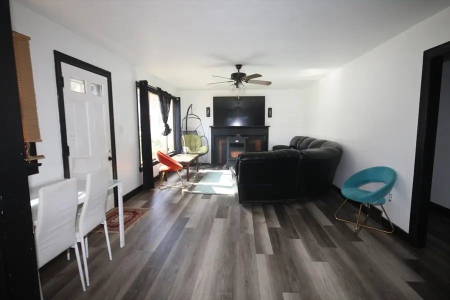 222 West River St, Orange, MA 01364 - Image #3