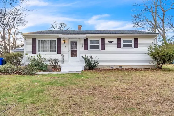 82 Louis Rd, Springfield, MA 01118