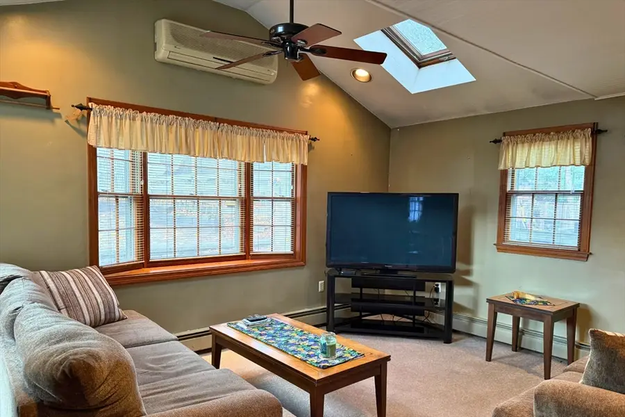 37 Glendale St, Maynard, MA 01754 - Image #2