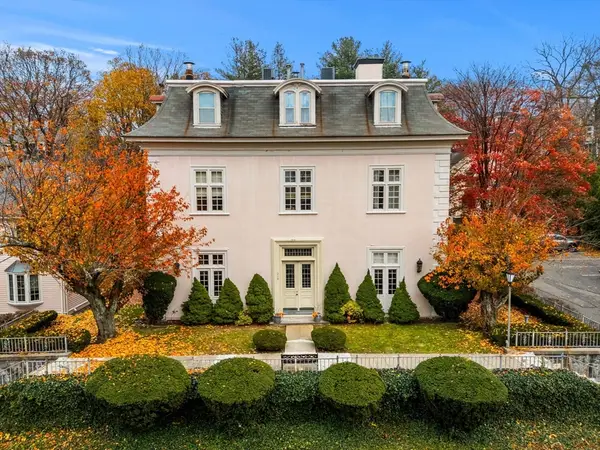 216 Nesmith Street #2, Lowell, MA 01852