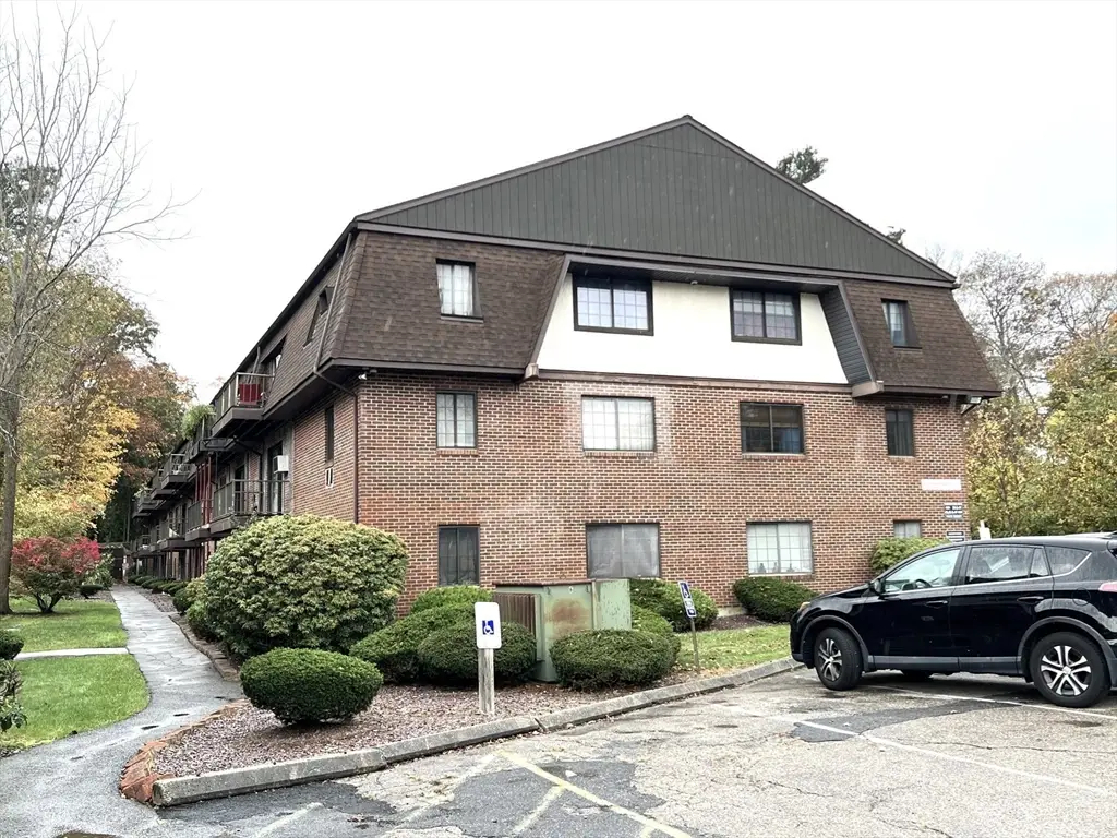 43 West St #B3, Randolph, MA 02368 - Image #1