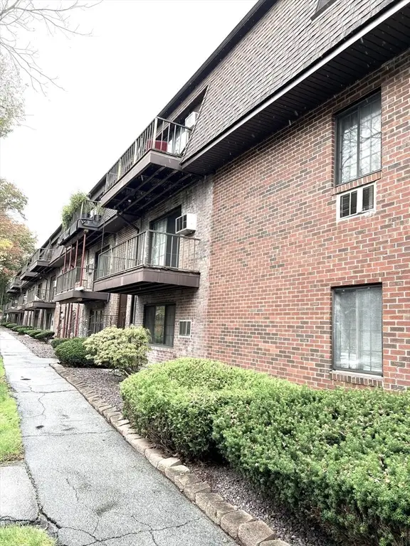 43 West St #B3, Randolph, MA 02368 - Image #2