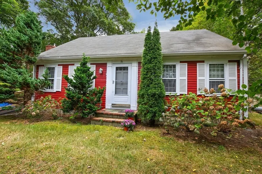 21 Captain Davis Ln, East Falmouth, MA 02536 - Image #3