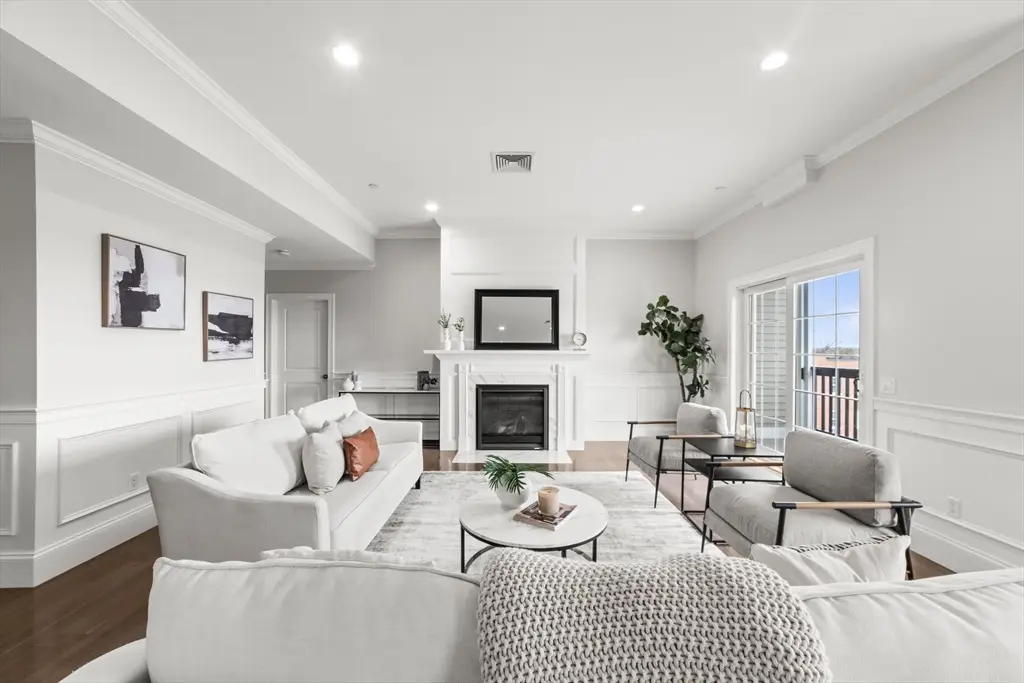 823 East Sixth Street #5, Boston, MA 02127 - Image #1